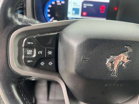 Used 2022 Ford Bronco Black Diamond AWD/4WD image 17
