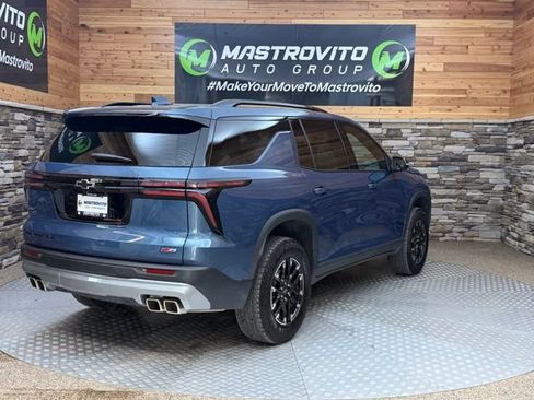Used 2025 Chevrolet Traverse Z71 w/ Driver Confidence Package AWD/4WD image 11