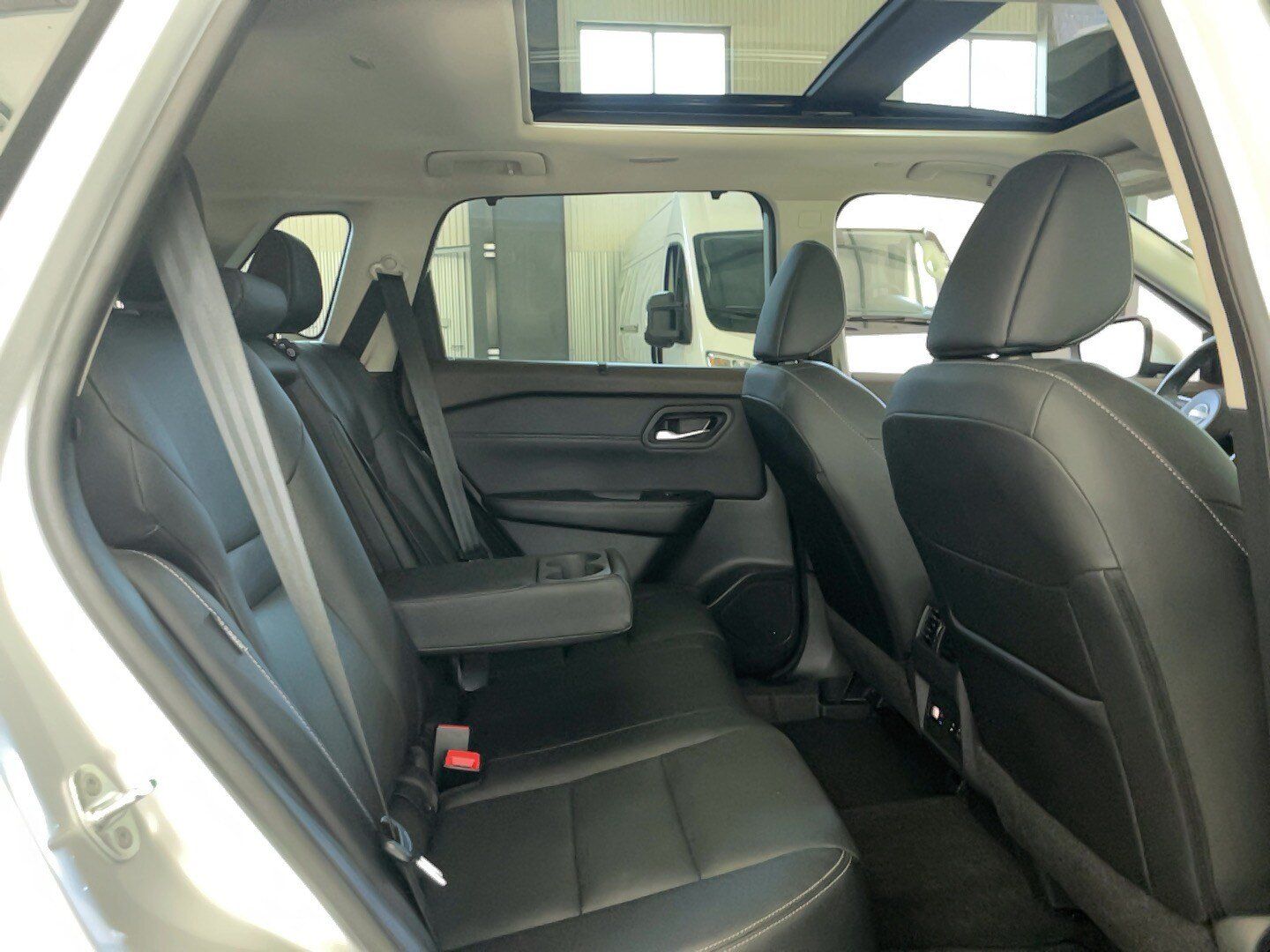 Used 2023 Nissan Rogue SL w/ SL Premium Package AWD/4WD image 20