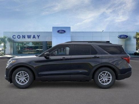 New 2026 Ford Explorer Active image 3