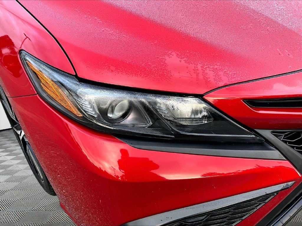Used 2024 Toyota Camry SE w/ Cold Weather Package AWD/4WD image 32