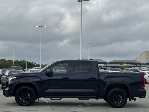 Used 2025 Toyota Tundra SR5 image 3