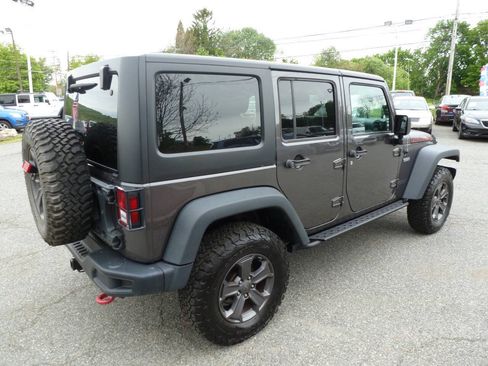 Used 2017 Jeep Wrangler Unlimited Rubicon AWD/4WD image 7