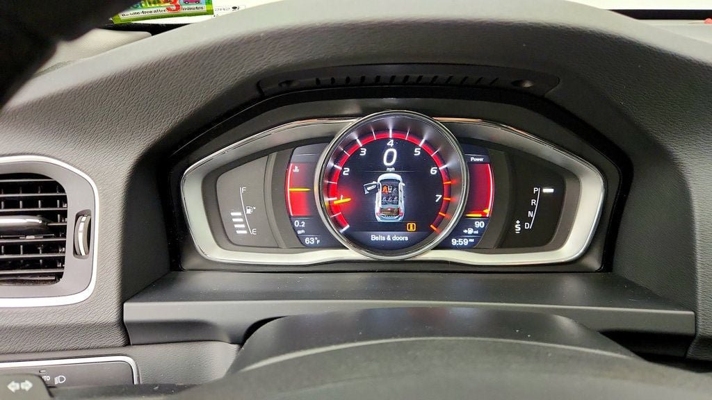 Used 2018 Volvo V60 T5 Cross Country w/ Convenience Package AWD/4WD image 14