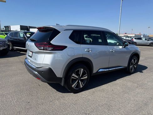 Certified 2023 Nissan Rogue SL w/ SL Premium Package FWD image 6