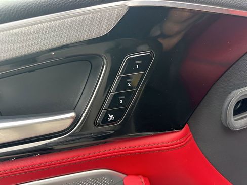 Used 2025 Acura MDX A-Spec image 11