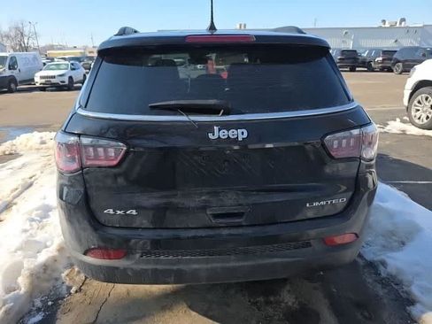 Used 2022 Jeep Compass Limited image 4