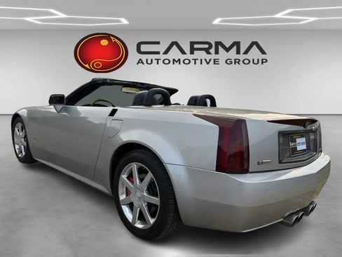 Used 2004 Cadillac XLR RWD image 3