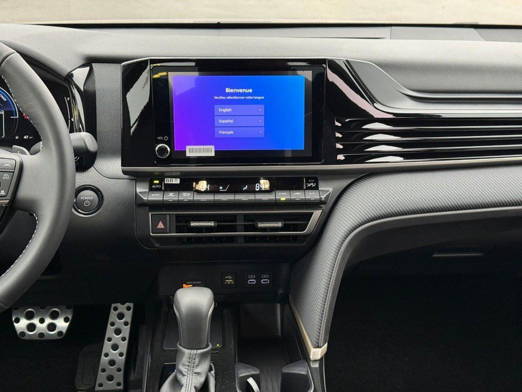 New 2026 Toyota Camry SE FWD image 10