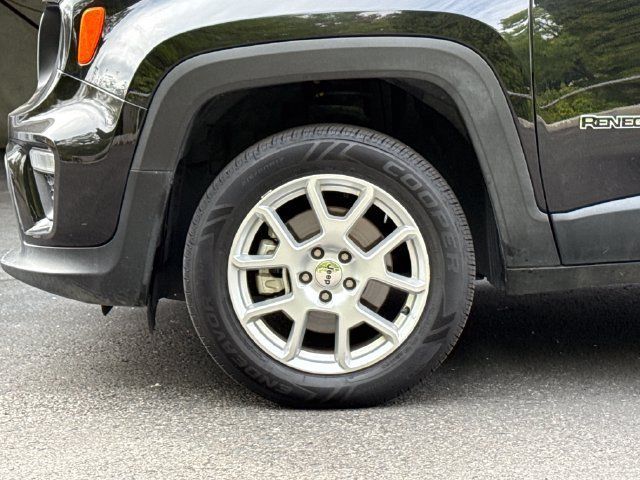Used 2023 Jeep Renegade Latitude AWD/4WD image 7