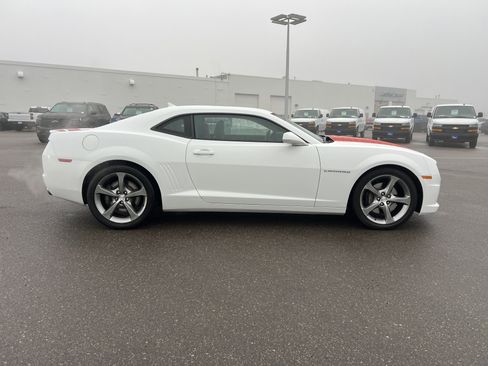 Used 2013 Chevrolet Camaro SS w/ RS Package image 8