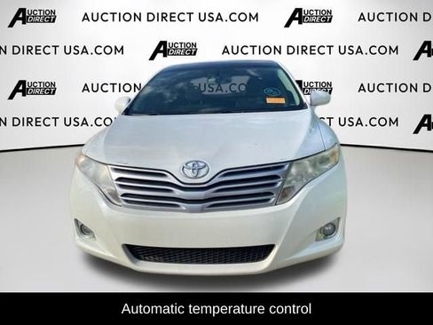 Used 2011 Toyota Venza AWD image 2