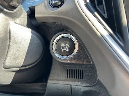 Used 2024 Subaru Crosstrek 2.0i Premium image 25