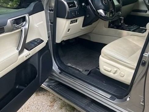 Used 2020 Lexus GX 460 Premium AWD/4WD image 5