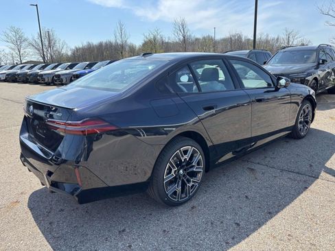 New 2026 BMW i5 eDrive40 w/ M Sport Package AWD/4WD image 5