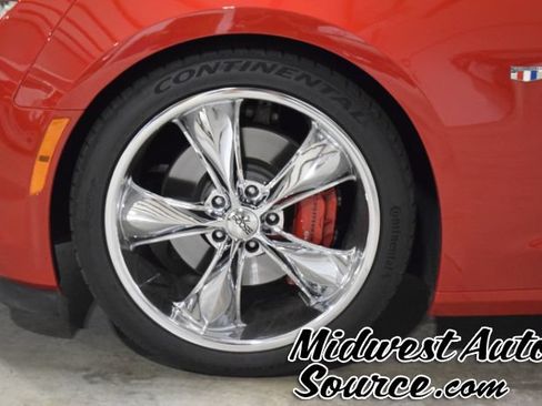 Used 2022 Chevrolet Camaro SS RWD image 8