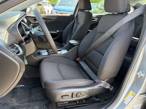 Used 2024 Chevrolet Malibu LT FWD image 16