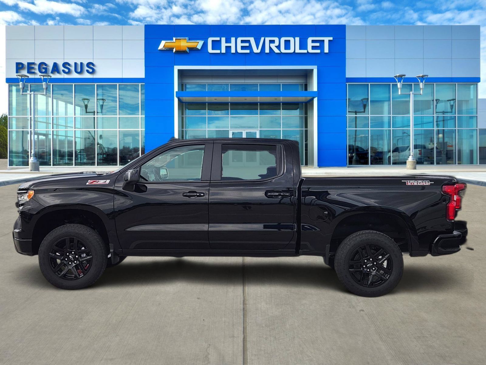New 2026 Chevrolet Silverado 1500 LT Trail Boss w/ LT Trail Boss Premium Package AWD/4WD image 3