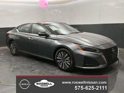 Used 2024 Nissan Altima 2.5 SV