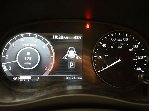 Used 2023 Nissan Kicks SR w/ Exterior Package image 24