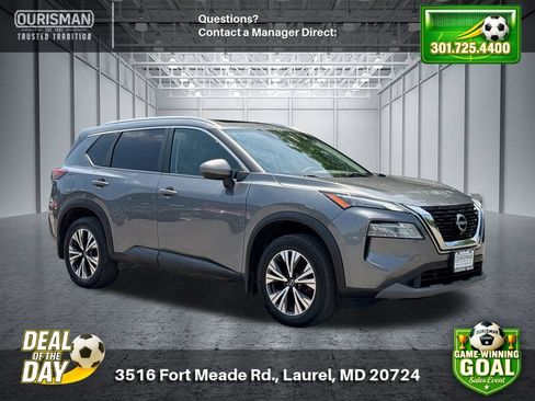 Used 2022 Nissan Rogue SV w/ SV Premium Package AWD/4WD image 1