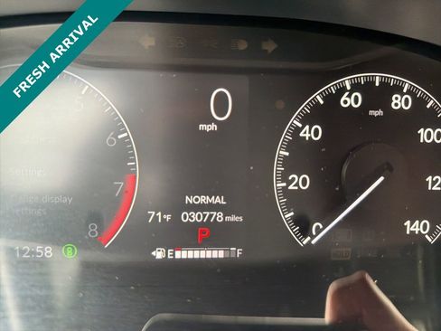 Used 2025 Honda HR-V Sport image 30