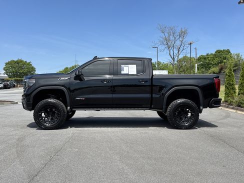 Used 2024 GMC Sierra 1500 AT4 w/ AT4 Premium Package image 7
