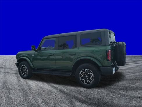New 2025 Ford Bronco Outer Banks image 6