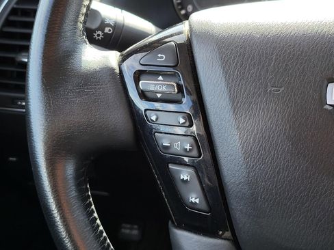 Certified 2023 Nissan Armada SL w/ Captain's Chairs Package image 37