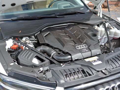Used 2020 Audi A8 L 4.0T w/ Executive Package AWD/4WD image 24