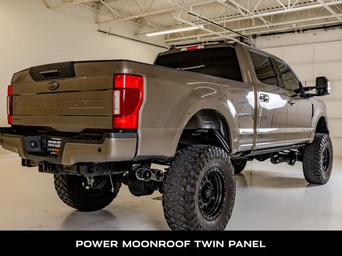 Used 2021 Ford F250 Lariat w/ Lariat Ultimate Package AWD/4WD image 9