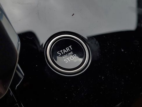 New 2026 Land Rover Range Rover Sport SE image 16