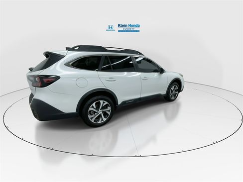 Used 2020 Subaru Outback Limited w/ Popular Package #2 image 2