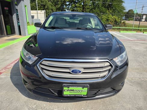 Used 2013 Ford Taurus SE FWD image 8