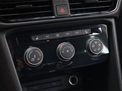 New 2025 Volkswagen Taos S image 13