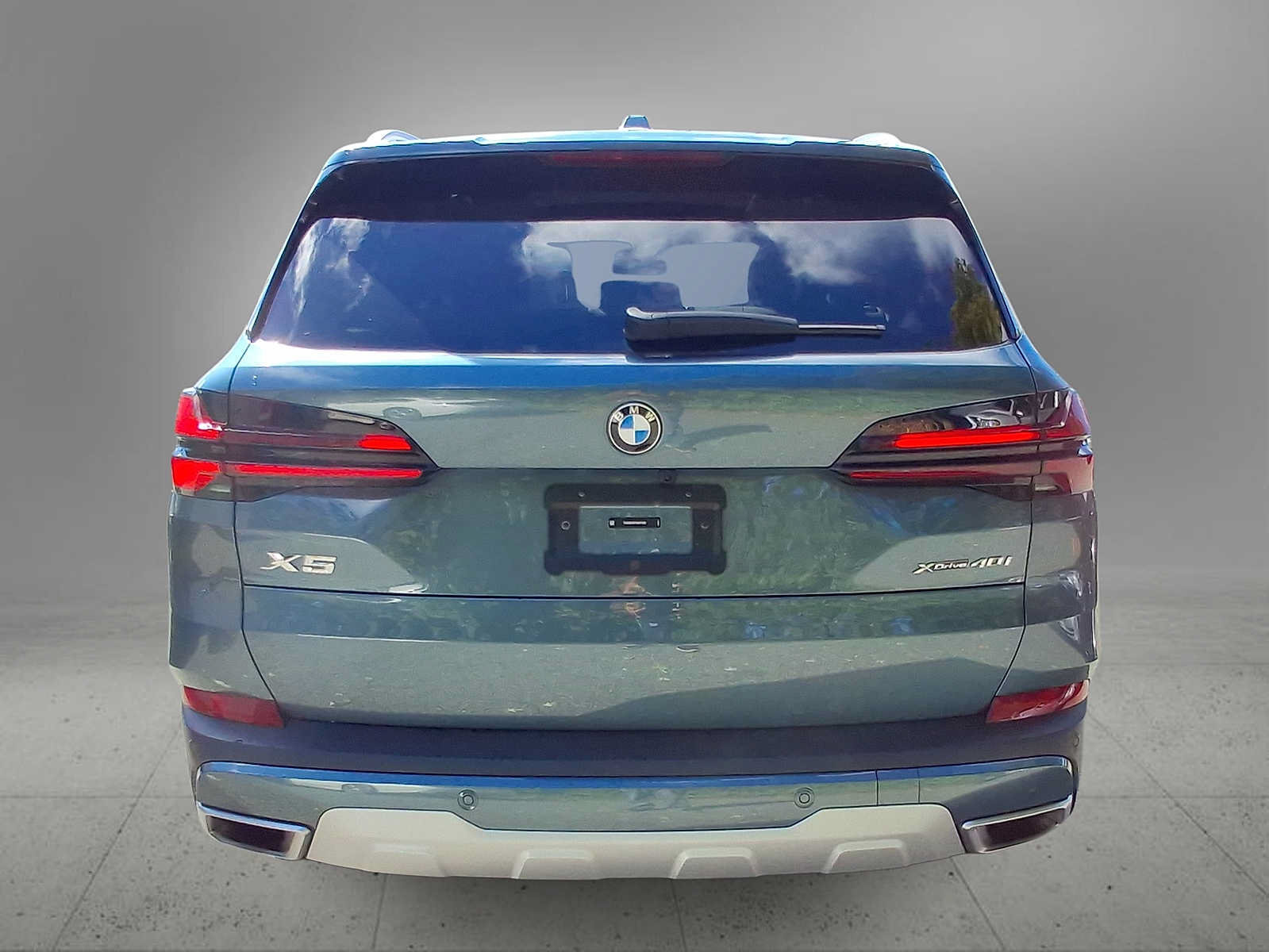 Used 2024 BMW X5 xDrive40i w/ Premium Package AWD/4WD image 7