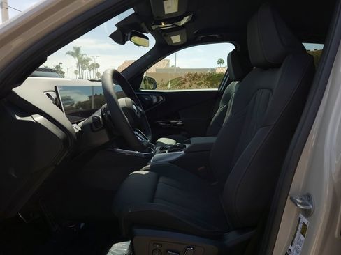 New 2026 BMW X3 xDrive30i w/ M Sport Package AWD/4WD image 9