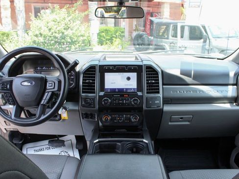Used 2020 Ford F250 XLT w/ XLT Value Package AWD/4WD image 23
