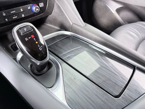 Used 2018 Buick Enclave Essence image 22