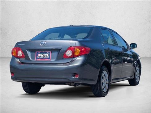 Used 2010 Toyota Corolla LE FWD image 5