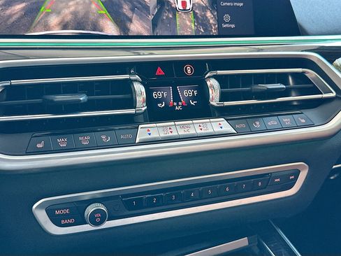 Used 2023 BMW X5 xDrive40i w/ Executive Package image 15