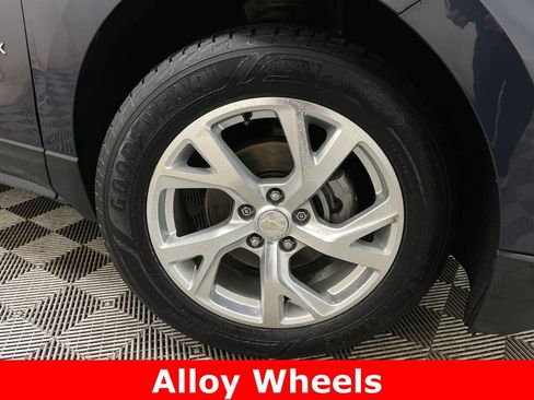 Used 2018 Chevrolet Equinox Premier image 48