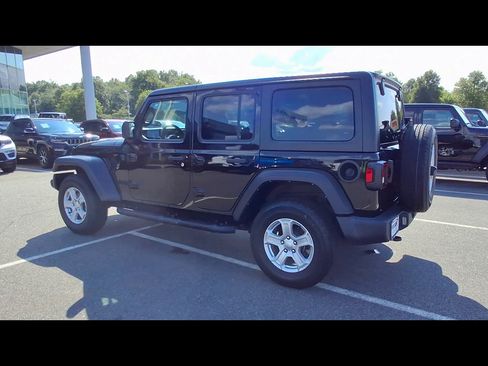 Used 2022 Jeep Wrangler Unlimited Sport AWD/4WD image 6