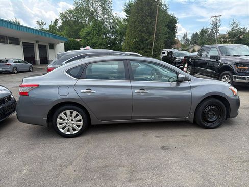 Used 2015 Nissan Sentra SV FWD image 6