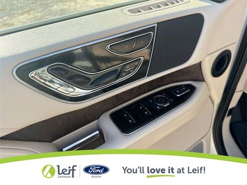 Used 2020 Lincoln Navigator L Reserve image 19