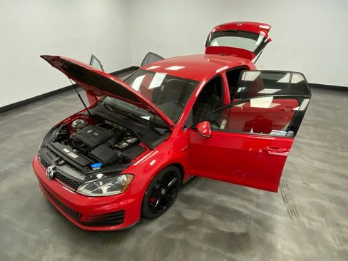 Used 2017 Volkswagen GTI S image 44