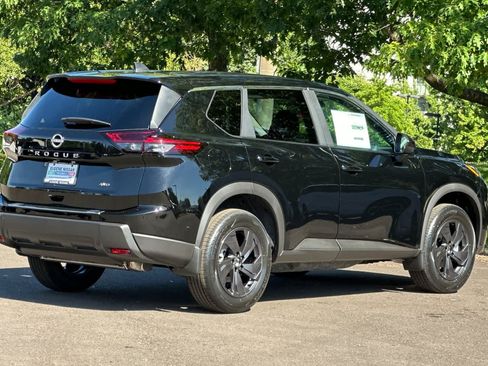 New 2026 Nissan Rogue SV AWD/4WD image 2