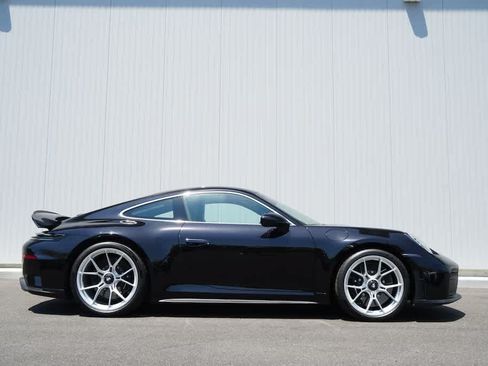 Used 2025 Porsche 911 GT3 RWD image 51