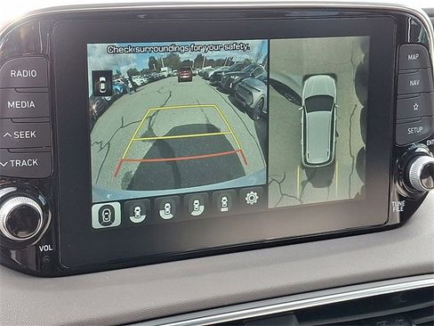 Used 2020 Hyundai Santa Fe Limited image 14