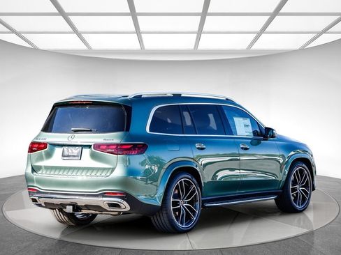 New 2026 Mercedes-Benz GLS 580 4MATIC image 5